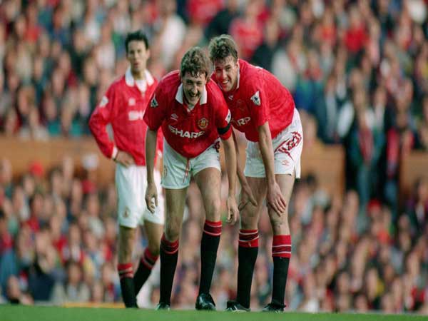 Steve Bruce - Hậu vệ cánh xuất sắc