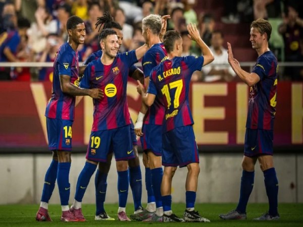 Tin Barca: Barcelona ký hợp đồng tài trợ 40 triệu euro