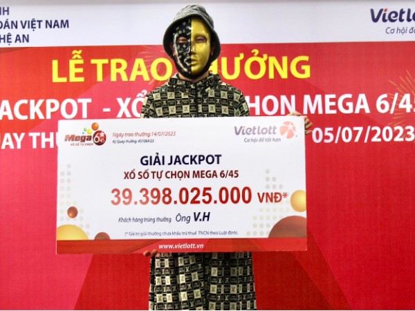 Câu chuyện thật về những người trúng số Vietlott Câu chuyện thật về những người trúng số Vietlott