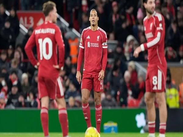 Khủng hoảng toàn diện của Liverpool