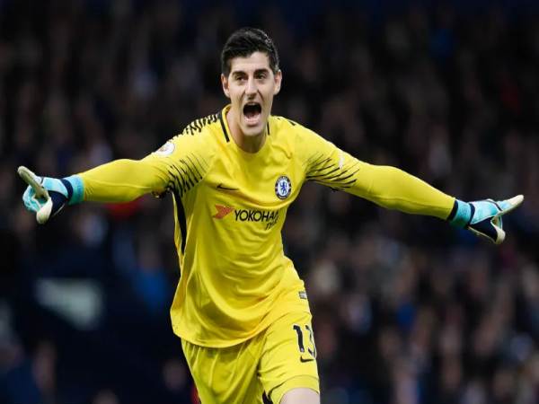 Số áo Courtois ở Chelsea, Atletico Madrid và Real Madrid