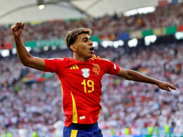 Lamine Yamal – Cầu thủ trẻ triển vọng của Tây Ban Nha