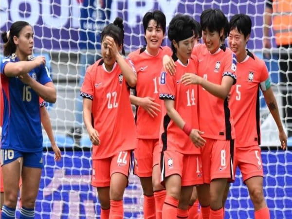 Chiến lược giữ sức dồn trận cuối