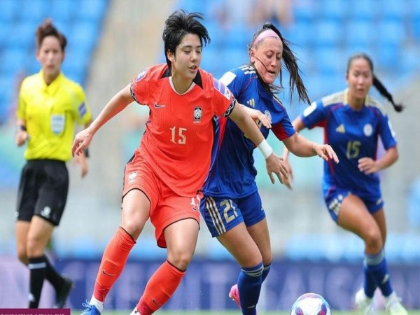 Tin BĐ: Nhà vô địch SEA Games thua 2 trận rộng cửa đi tiếp