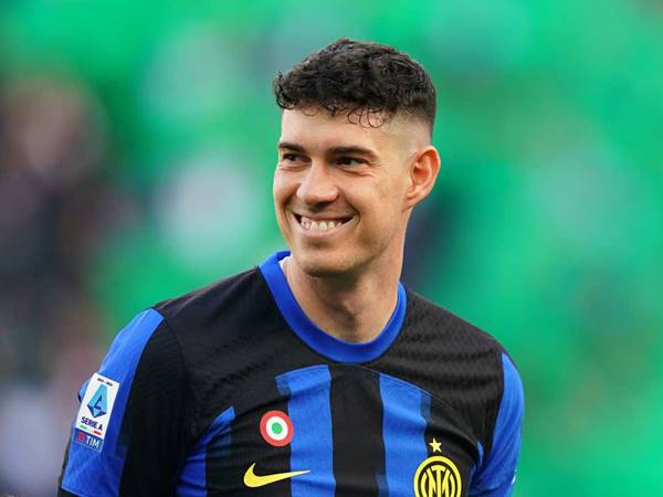 Tin Inter Milan: Bastoni giữ vững niềm tin với Inter Milan